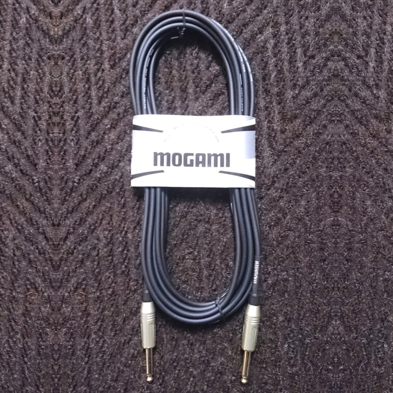 Mogami 18ft Guitar Cable Harrison Music