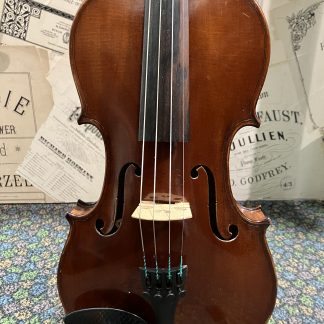 French Violin labelled Francois Chapelier Paris, 100yrs old