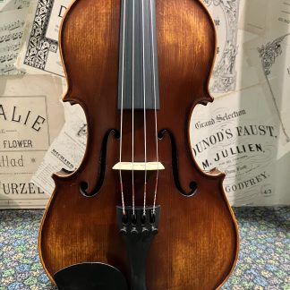 Pacato 15 Inch Viola Outfit Secondhand